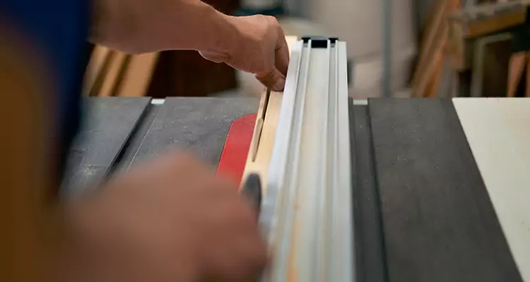 Bifold Door Seal Repair in St. Cloud, FL