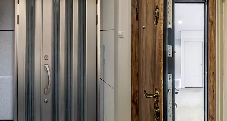 Burglar Proof Front Door Repair in St. Cloud, FL