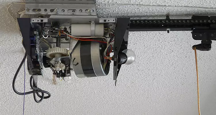 Emergency Garage Door Opener Repair in St. Cloud, FL