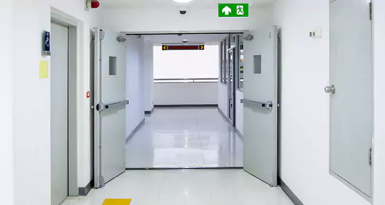 Commercial Metal Door Repair Services in St. Cloud, FL