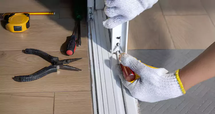 Closet Sliding Door Track Repair in St. Cloud, FL